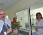Femeile de la Maternitatea Bacău au primit flori de la Asociaţia Eurocivica
