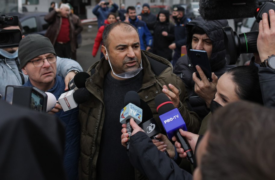 Silvestru Șoșoacă, condamnat definitiv pentru ultraj. A agresat un polițist în scandalul cu jurnaliștii Rai Uno