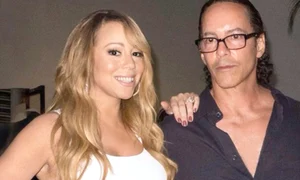 Mariah, împreună cu fratele  ei, Morgan pe vremea  când încă erau apropiaţi jpeg