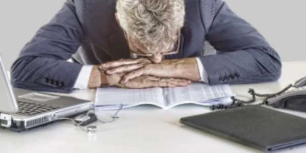 Micii acţionari, prinşi în cursa delistărilor