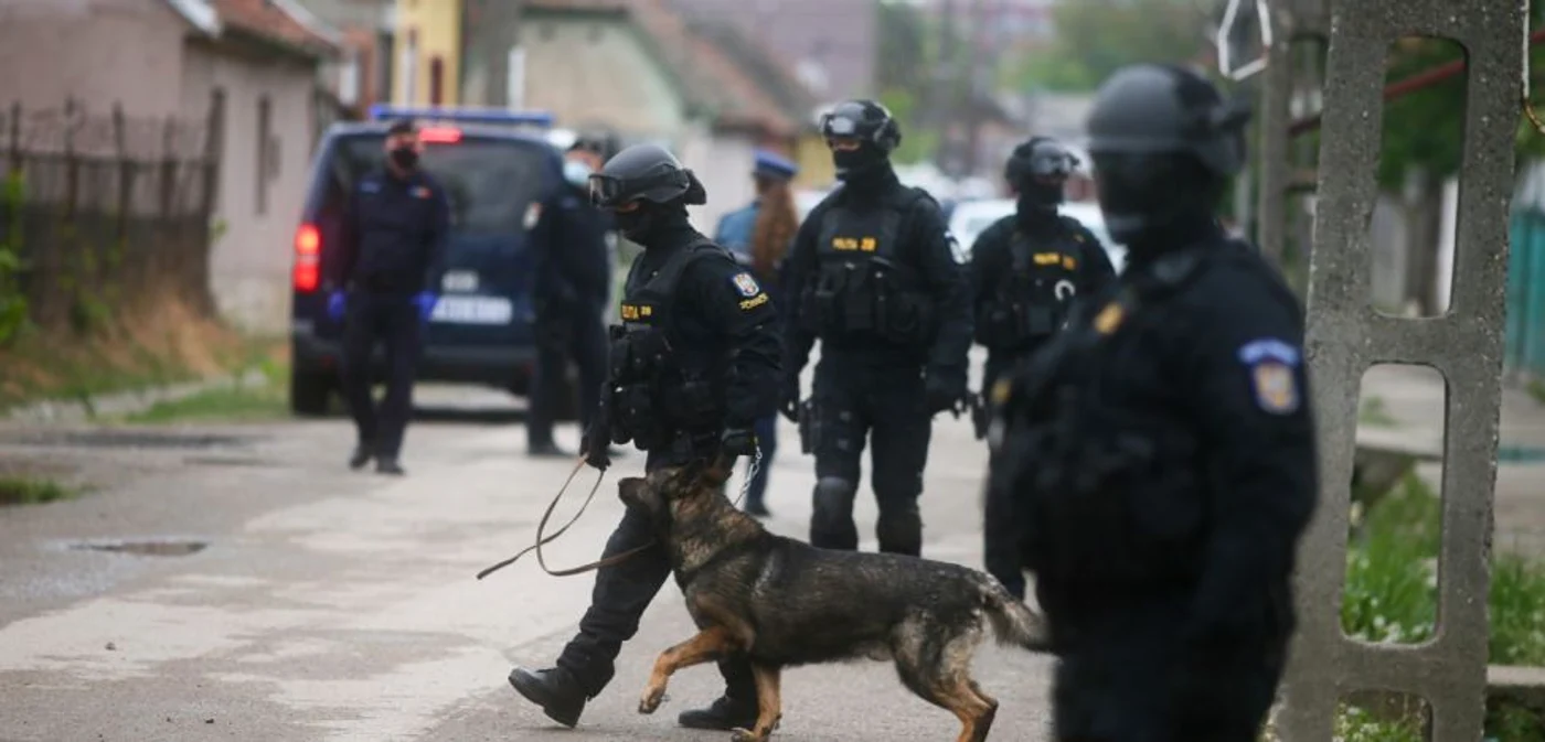 Sindicaliştii spun că legea conform căreia poliţiştii por ieşi la pensie la 60 de ani este una cu dedicaţie  FOTO Inquam Photos / Virgil Simonescu