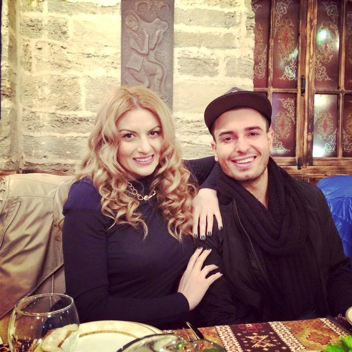Tara şi Faydee au mai lucrat împreună şi sunt buni prieteni