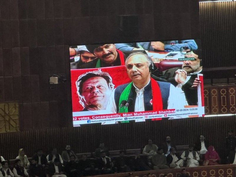 Shehbaz Sharif a fost ales premier de Adunarea naţională din Pakistan