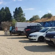 masini parcate pe plaja Constanța foto Dobrogea Live webp