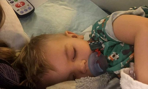 1 copil popcorn jpg jpeg