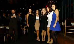 Alina Tecsor, alaturi de o parte dintre fetele din Fed Cup jpeg