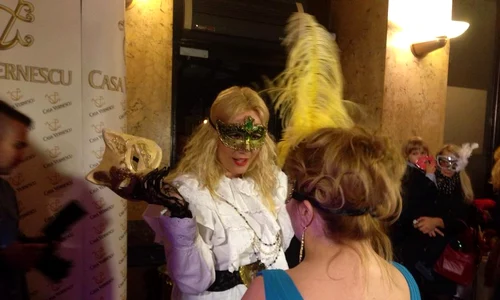Dana Săvuică a fost toată seara cu zâmbetul pe buze jpeg
