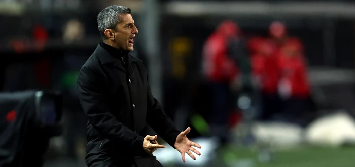 Răzvan Lucescu s-a zbătut pe margine   FOTO EPA