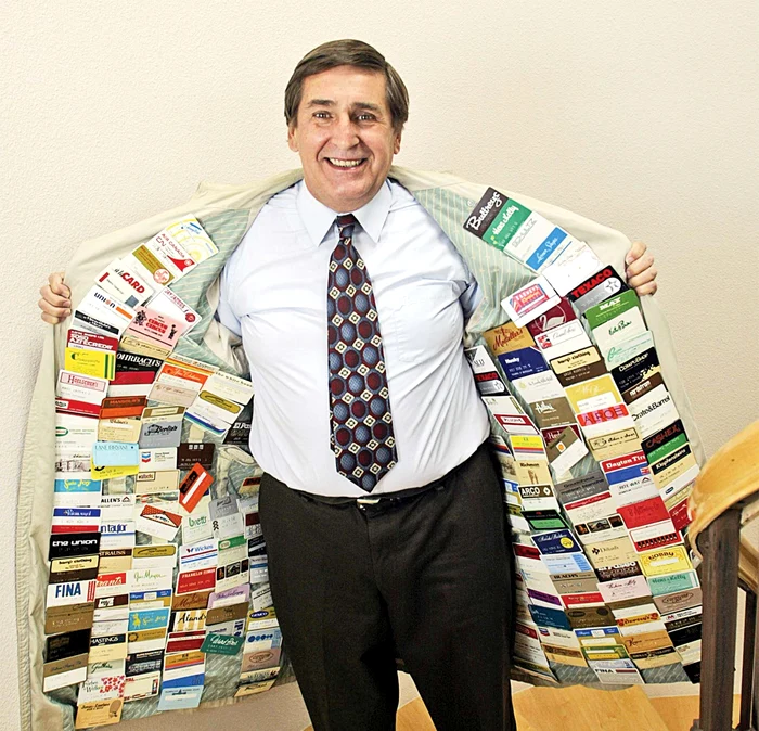 
    Incredibil! Portofelul lui Walter Cavanagh are 1,7 milioane $ şi cântăreşte 17,5 kg Foto: Guliver, Getty Images  