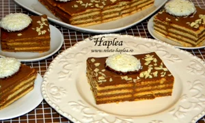 tort de biscuiti cu crema mascarpone poza 11 jpeg