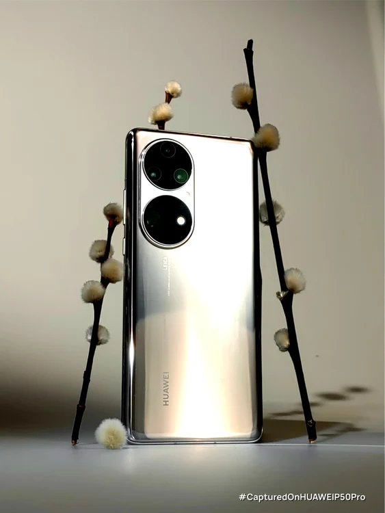 Huawei P50 Pro. FOTO Costin Mocanu