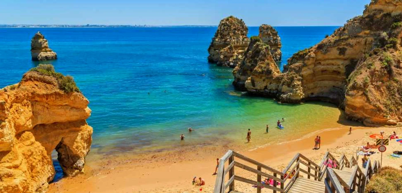 Algarve, Portugalia, una din cele mai ieftine destinaţii ale anului 2017 FOTO BusinessInsider.com