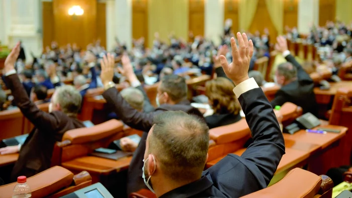 Votul decisiv va fi dat de Camera Deputaților FOTO: Alexandru Dobre / Mediafax