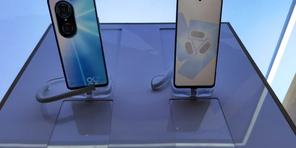 Lansare Huawei Nova 9 SE