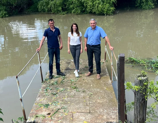 Primăria Otelec a amenajat un ponton