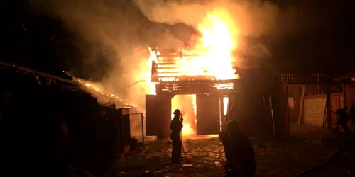Incendiu Sucevita. FOTO ISU Suceava