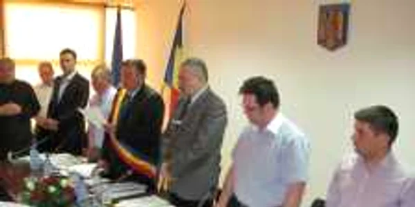 Primarul Vasile Pavăl a depus jurământul