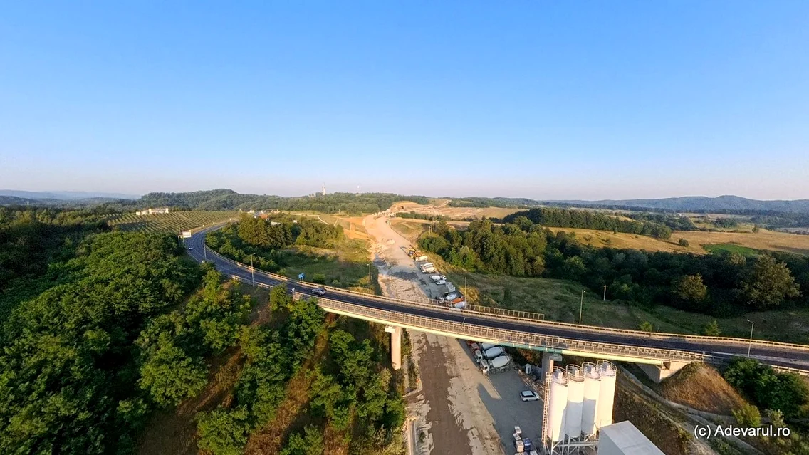 Șantierul Autostrăzii cu tuneluri din vest Lugoj Deva  Foto Daniel Guță ADEVĂRUL (17) jpg
