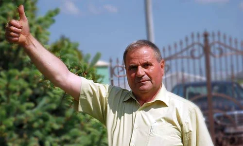 Agricultorul Ionel Pohrib dă vina pe intermediari jpeg