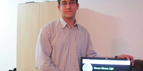 Alexandru este atras de tot ce înseamnă informatică și internet