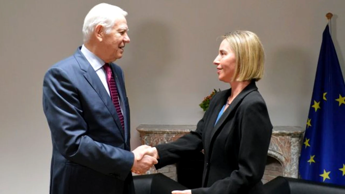 Ministrul român de externe, Teodor Meleşcanu şi şefa diplomaţiei europene,Federica Mogherini