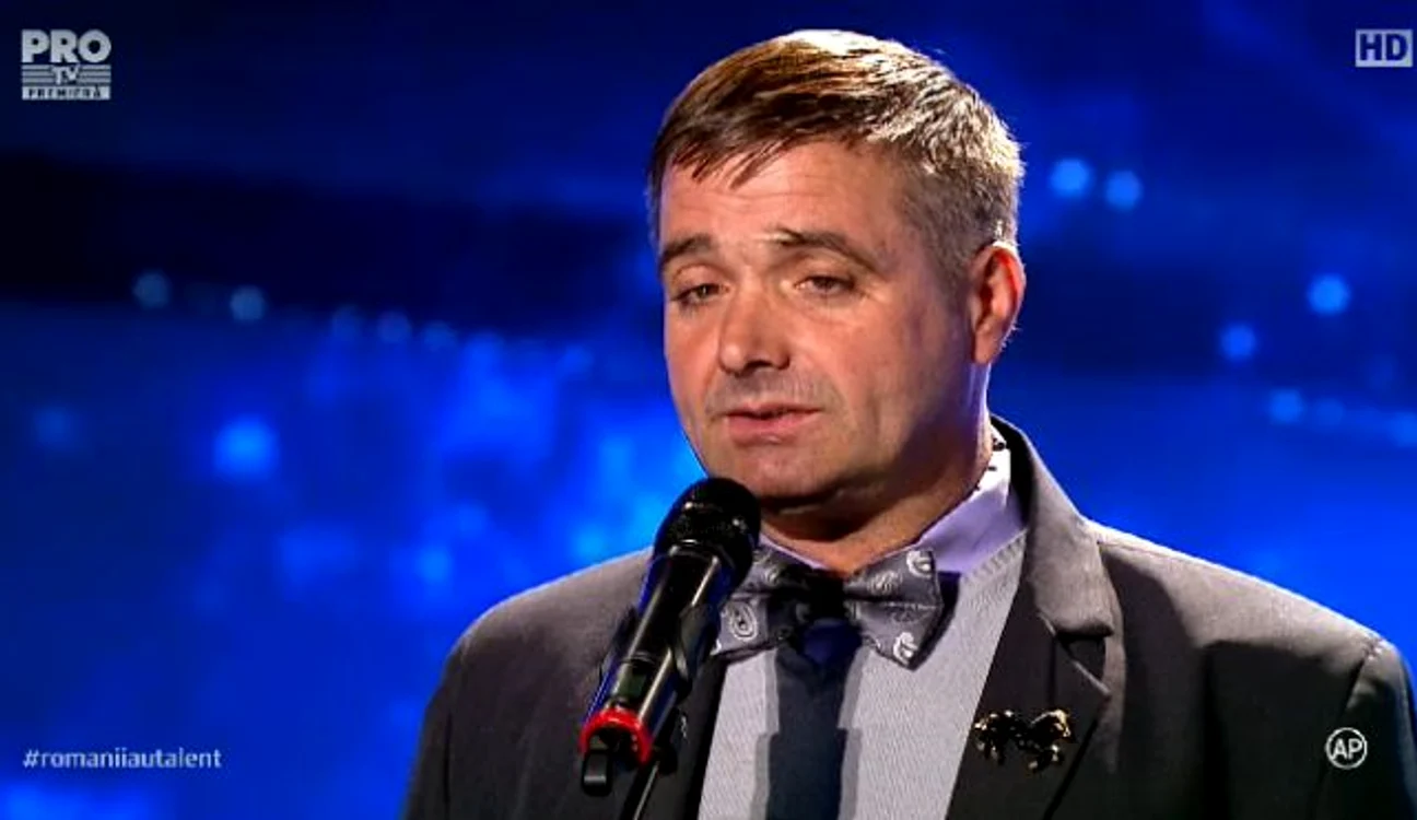 
    Emil i-a amuzat pe membrii juriuluiFoto: captură Pro Tv  