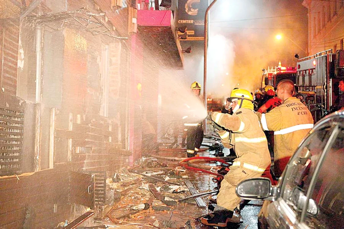 † Michele Cardoso, 20 de ani (Fotografii: Reuters)