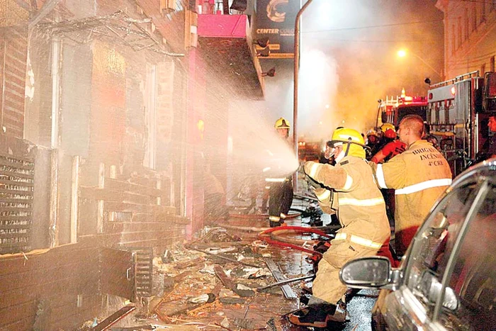 † Michele Cardoso, 20 de ani (Fotografii: Reuters)