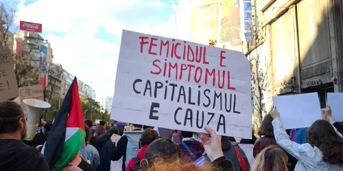 feministe miting foto FB Feminism Romania jpg