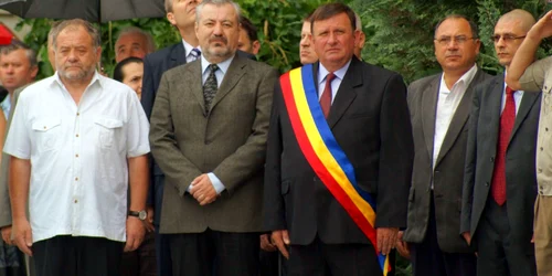 La ceremonie au participat oficialităţile judeţene şi cele locale 