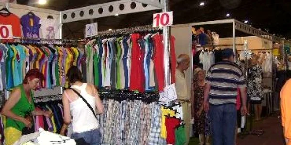 Bacău: Produse ieftine la Târgul de Vară