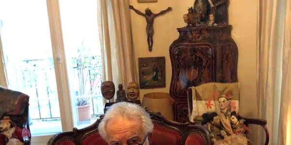 George Banu casa Paris carte Scena lumii