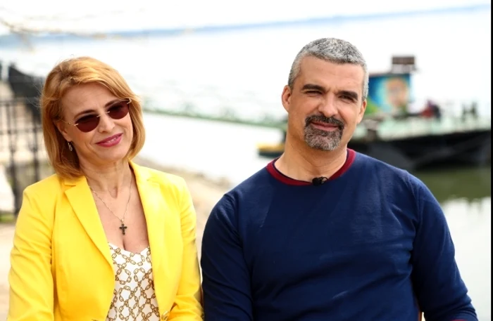 2 monica davidescu aurelian temisan dora mircea dinescu poilitica si delicateturi de florii 3 jpg jpeg
