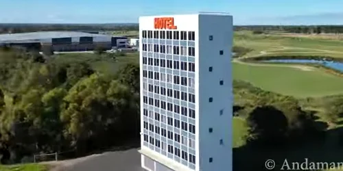 hotel scuptura australia Captura video Youtube jpg