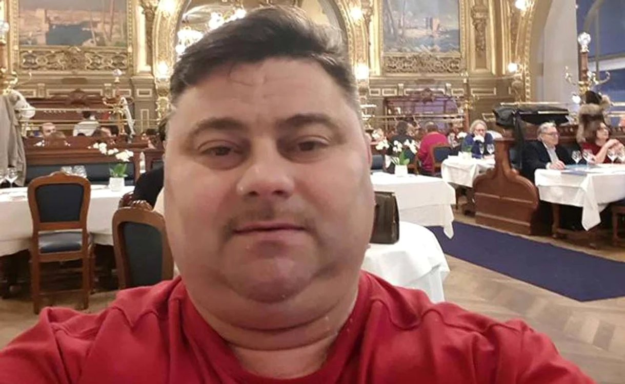 
    Marian Giurea  