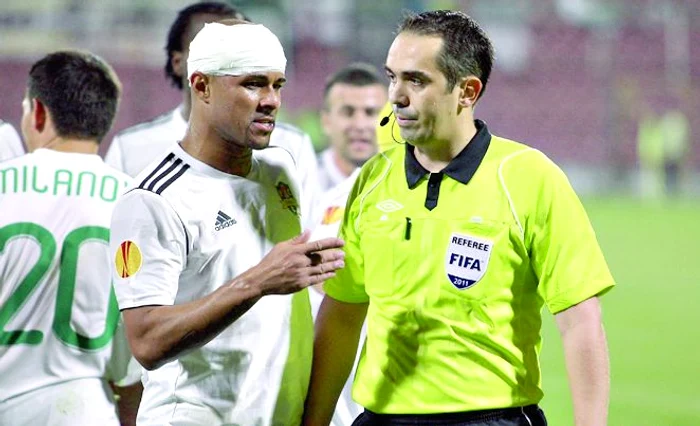 Wesley l-a băgat în spital pe Beto