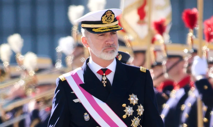 Regele Felipe al Spaniei în uniforma militară   GettyImages 1911991861 jpg