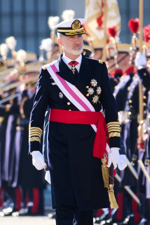Regele Felipe al Spaniei în uniforma militară   GettyImages 1911991861 jpg