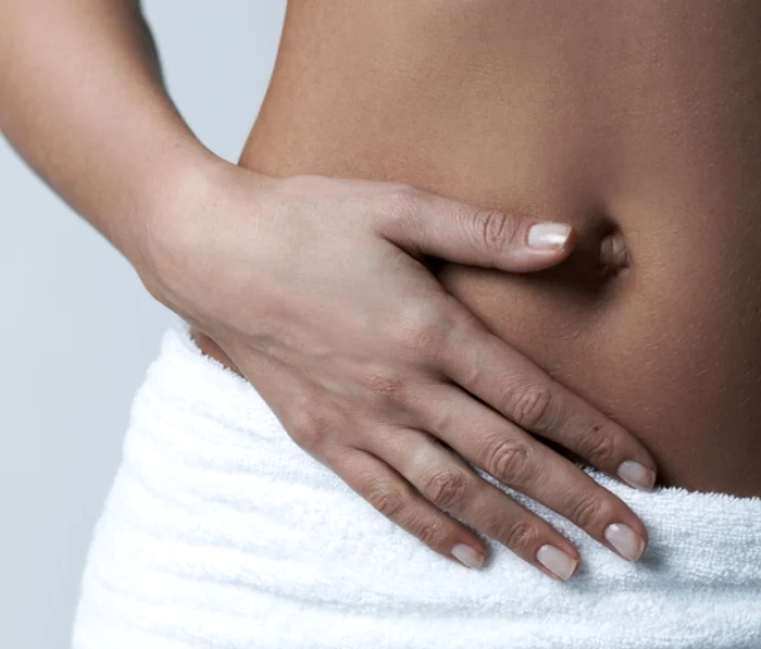 
    Boala se manifestă prin durere puternică în zona abdomenului inferior şi prin sângerări.www.clicksanatate.ro  