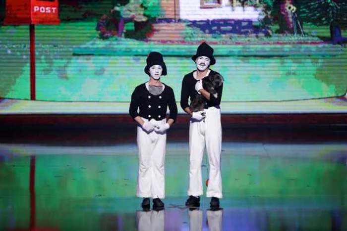 romanii au talent