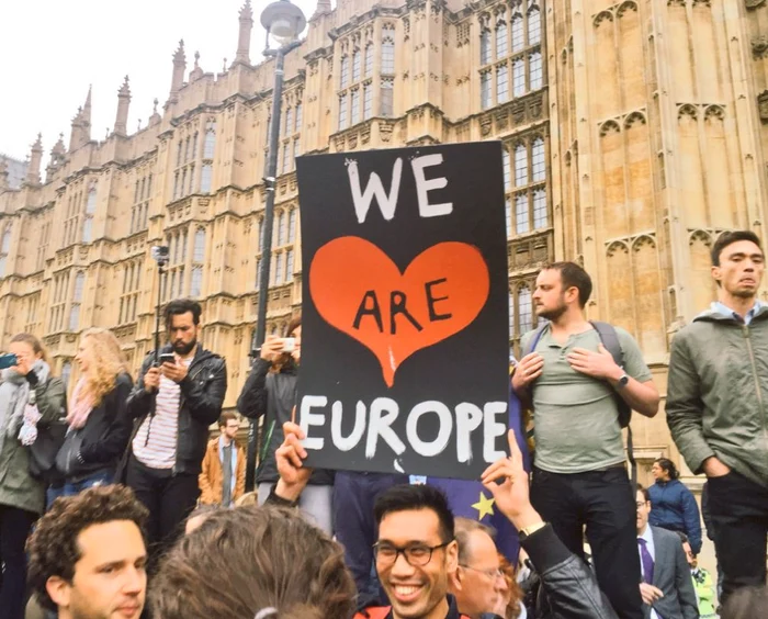 
    Tabăra pro-UE a luat cu asalt WestminsterFoto: Twitter  