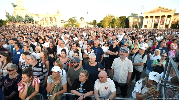 Demonstrație pentru "politică mai curată” în Piața Eroilor din Budapesta (21.09.2025)