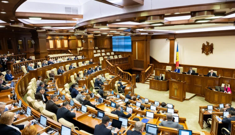Parlamentul Republicii Moldova a adoptat o declarație prin care condamnă Moscova pentru poluarea fluviului Nistru