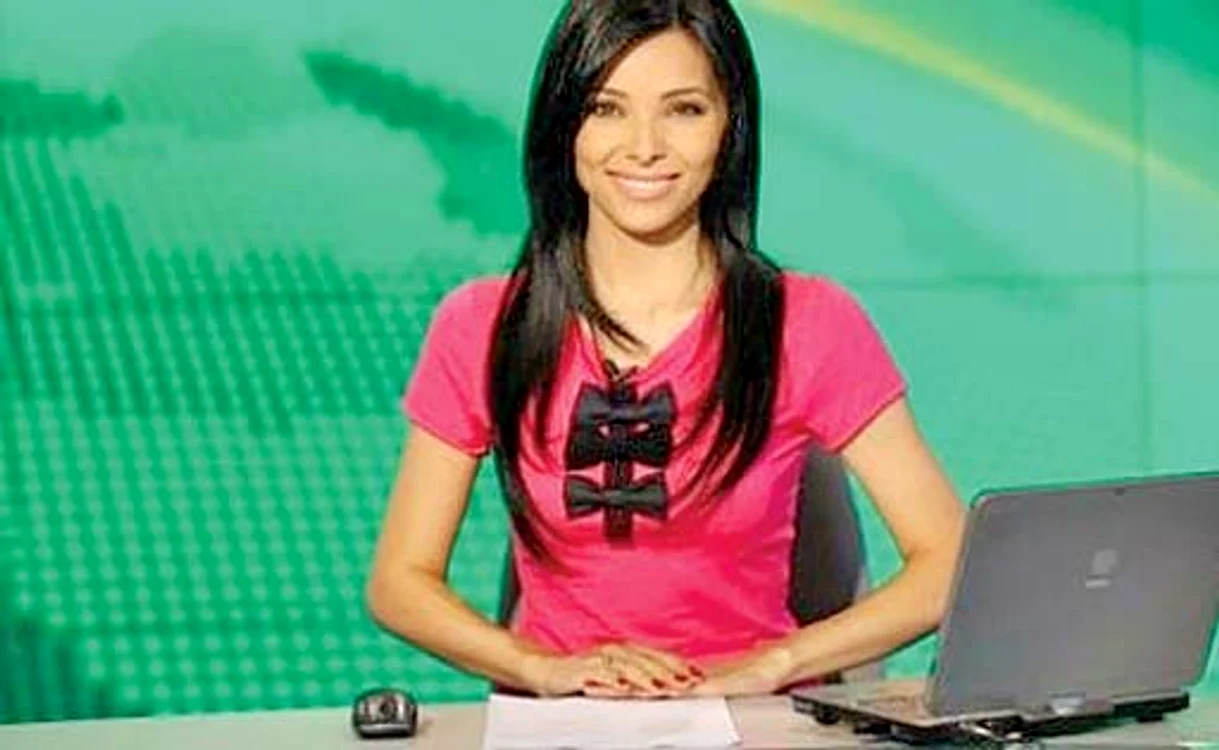 
    Corina Caragea are un trup de fotomodel   