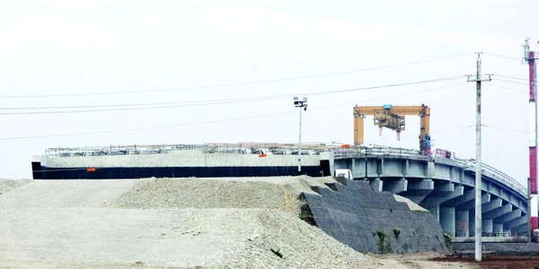 Proiectele de infrastructură au rămas pe hârtie pentru că Guvernul are alte priorităţi FOTO Adevărul 