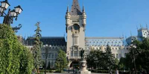 Palatul Culturii conduce în preferinţele cititorilor