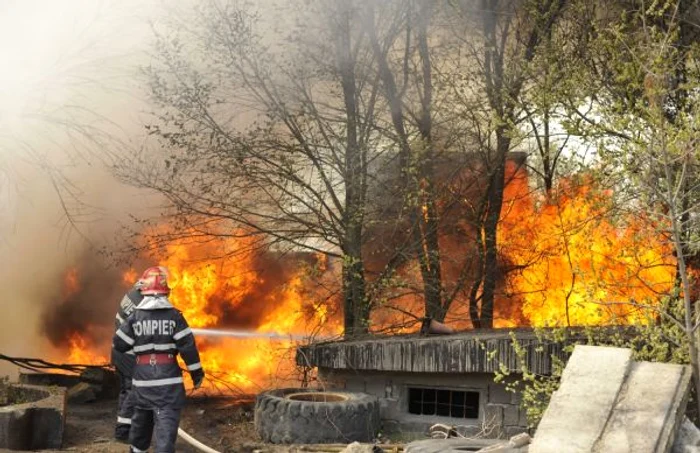 incendiu Galati 1