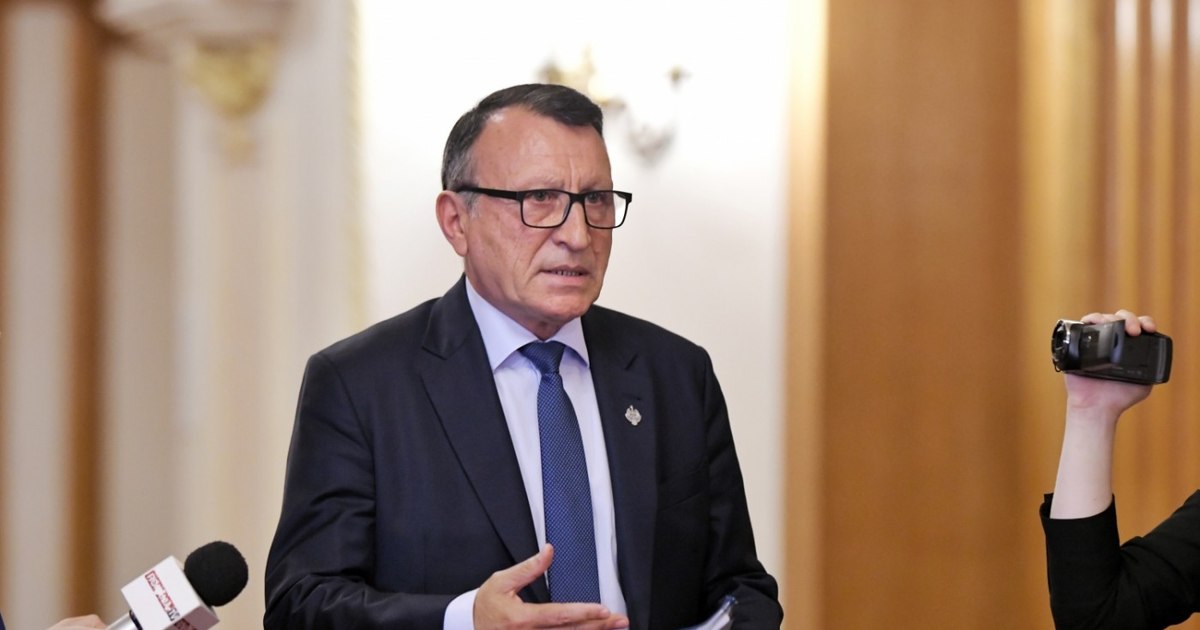 Culisele luptei pentru putere în PSD. Cum l-a salvat Sorin Grindeanu pe Paul Stănescu de furia lupilor tineri