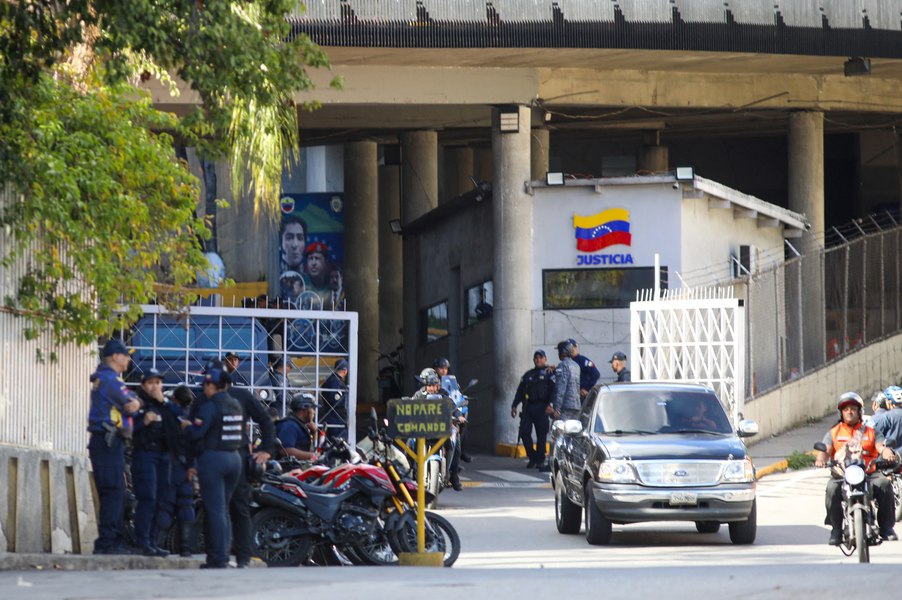 Venezuela a început să elibereze prizonierii politici. Trump salută colaborarea cu guvernul interimar: „Am anulat al doilea val de atacuri”