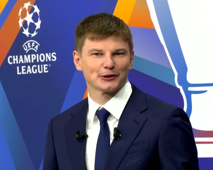 Andrey Arșavin, pe când era invitatul UEFA la tragerea la sorți pentru Liga Campionilor.